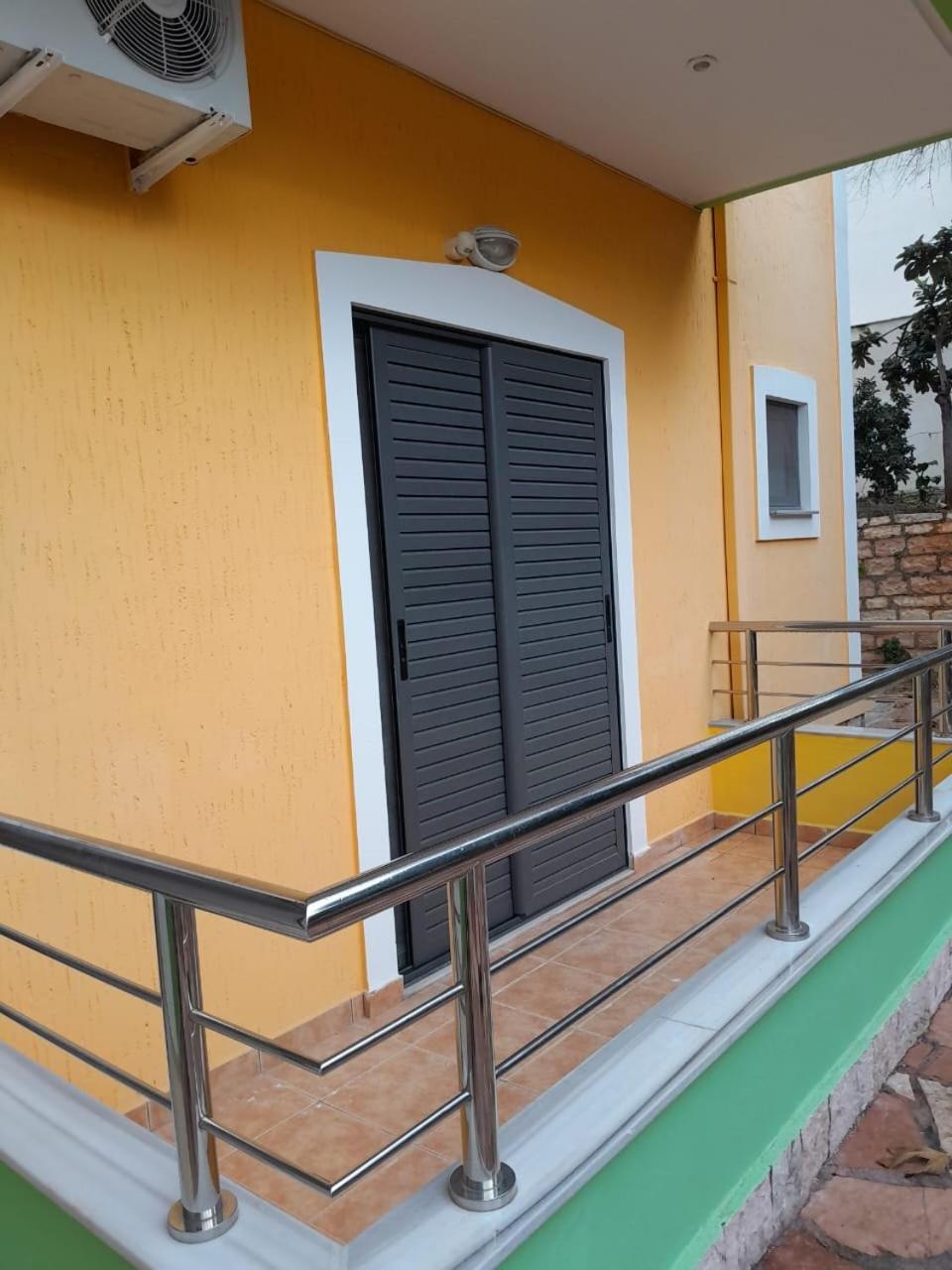 Vila Lida Sarandë Buitenkant foto